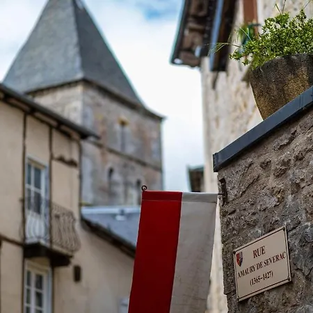 La Des Consuls Pansiyon Sévérac-le-Château